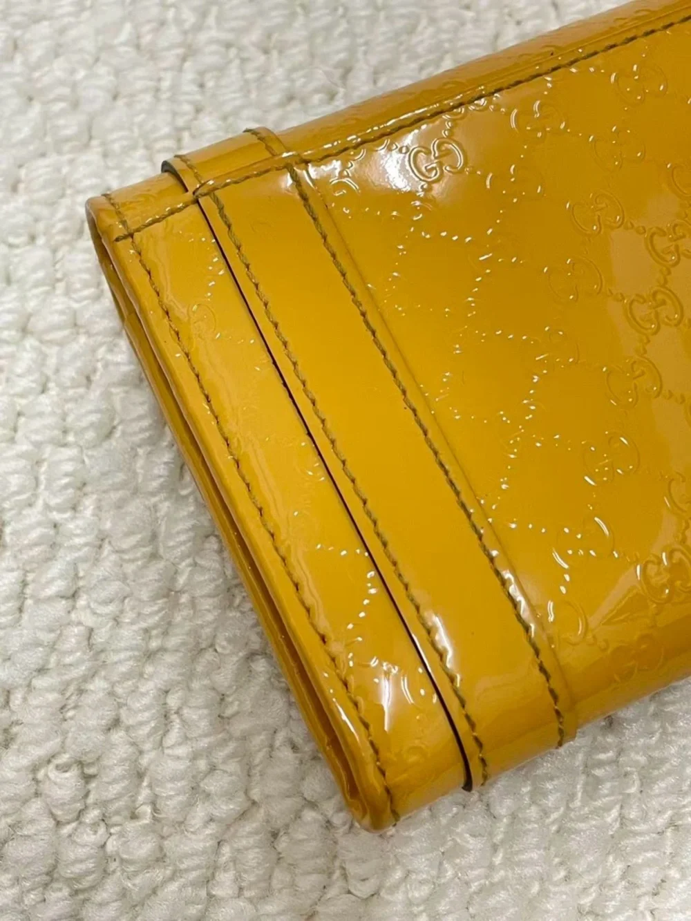 Gucci Wallet With COA Yellow - Picture 4 of 12